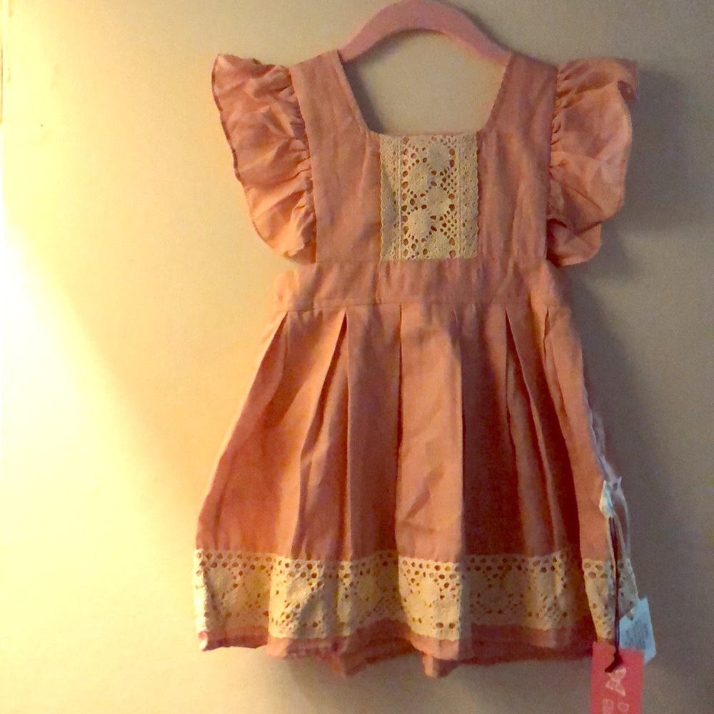 100%. Cotton adorable dress